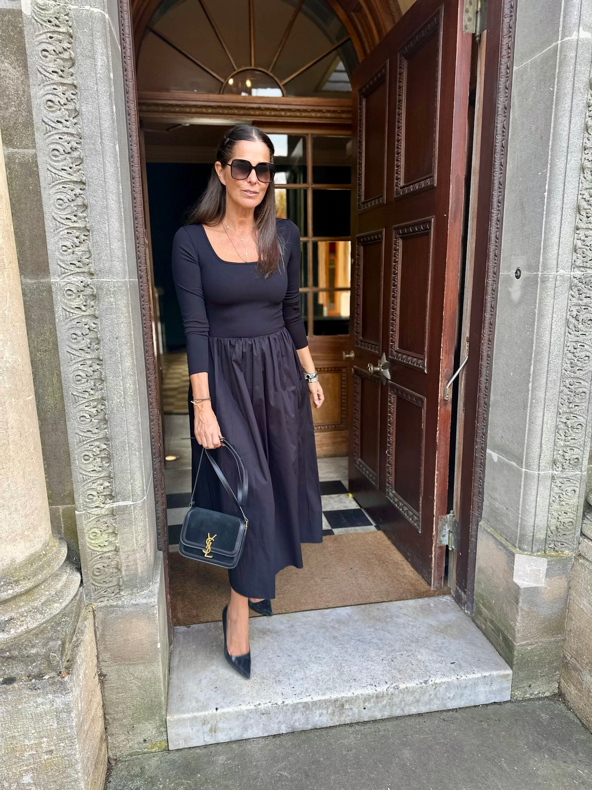 April LS Dress Black