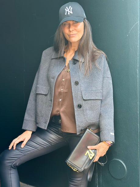 Jean Lux Leather Look Black
