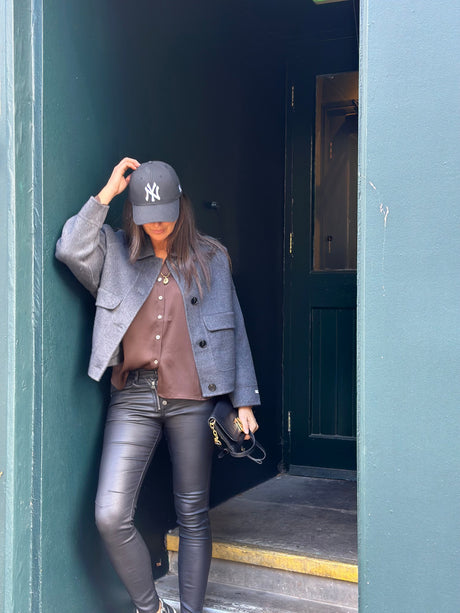 Jean Lux Leather Look Black