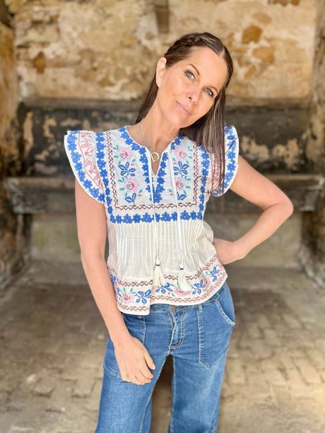 Helly Embroidered Top - Neutral