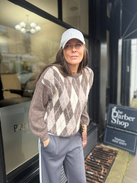 Argyle Crew Neck - Taupe