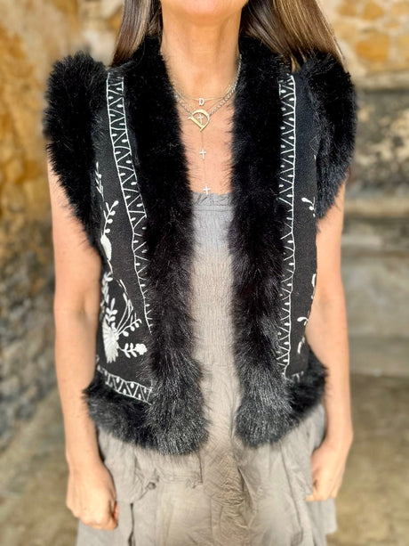 Noah Knitted Gilet - Black