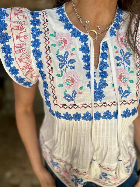 Helly Embroidered Top - Neutral