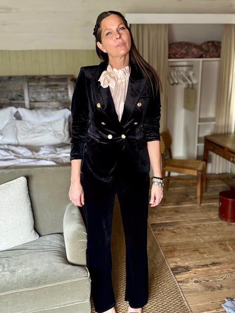 Victoria Velvet Blazer - Black
