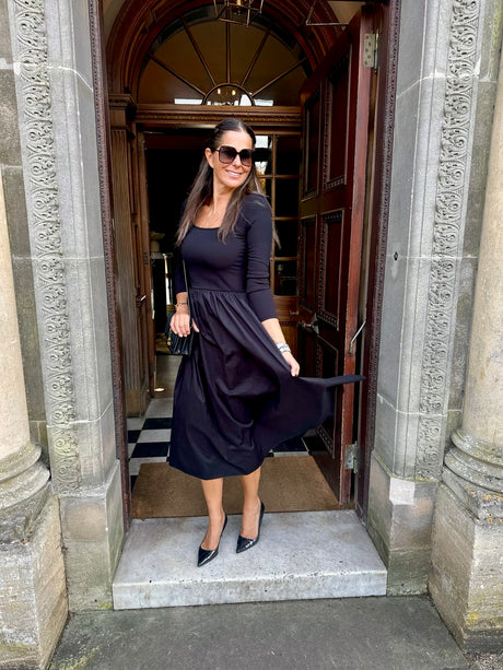 April LS Dress Black