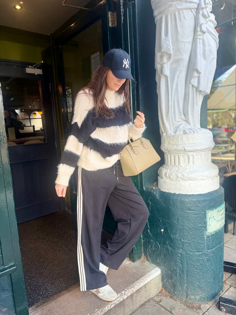 Alexia Stripe knit - Black/White