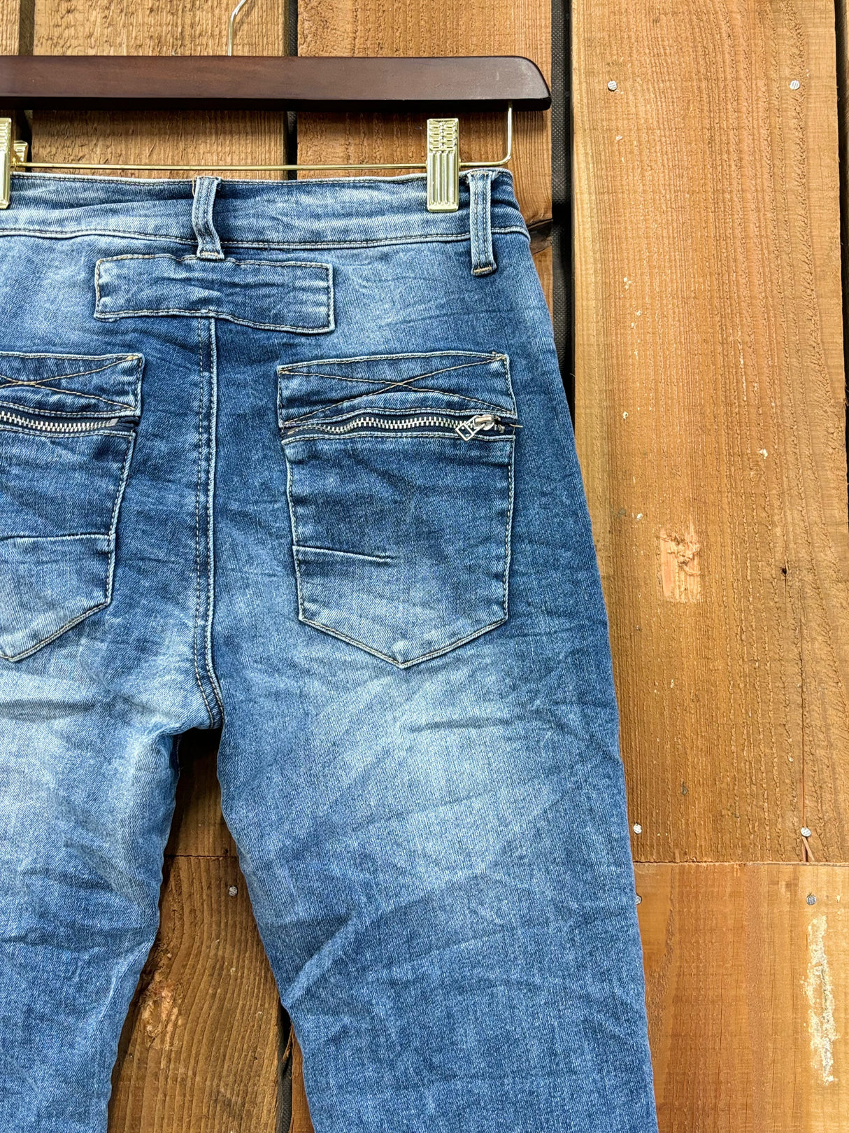 Jean Lux Light Wash