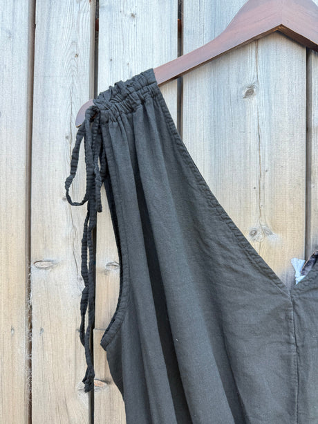 Zahra Cut Out Maxi - Black