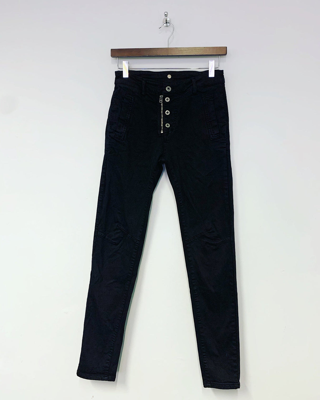 Jean Lux Black